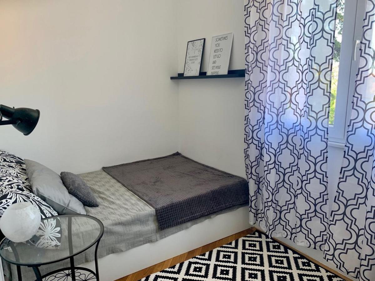 Belvia Apartment Rijeka Luaran gambar
