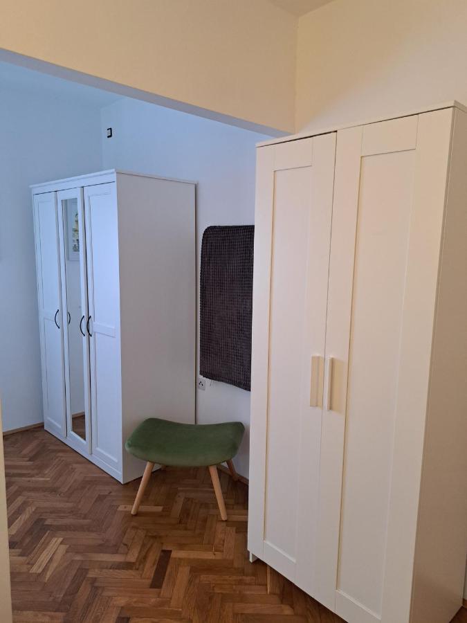 Belvia Apartment Rijeka Luaran gambar