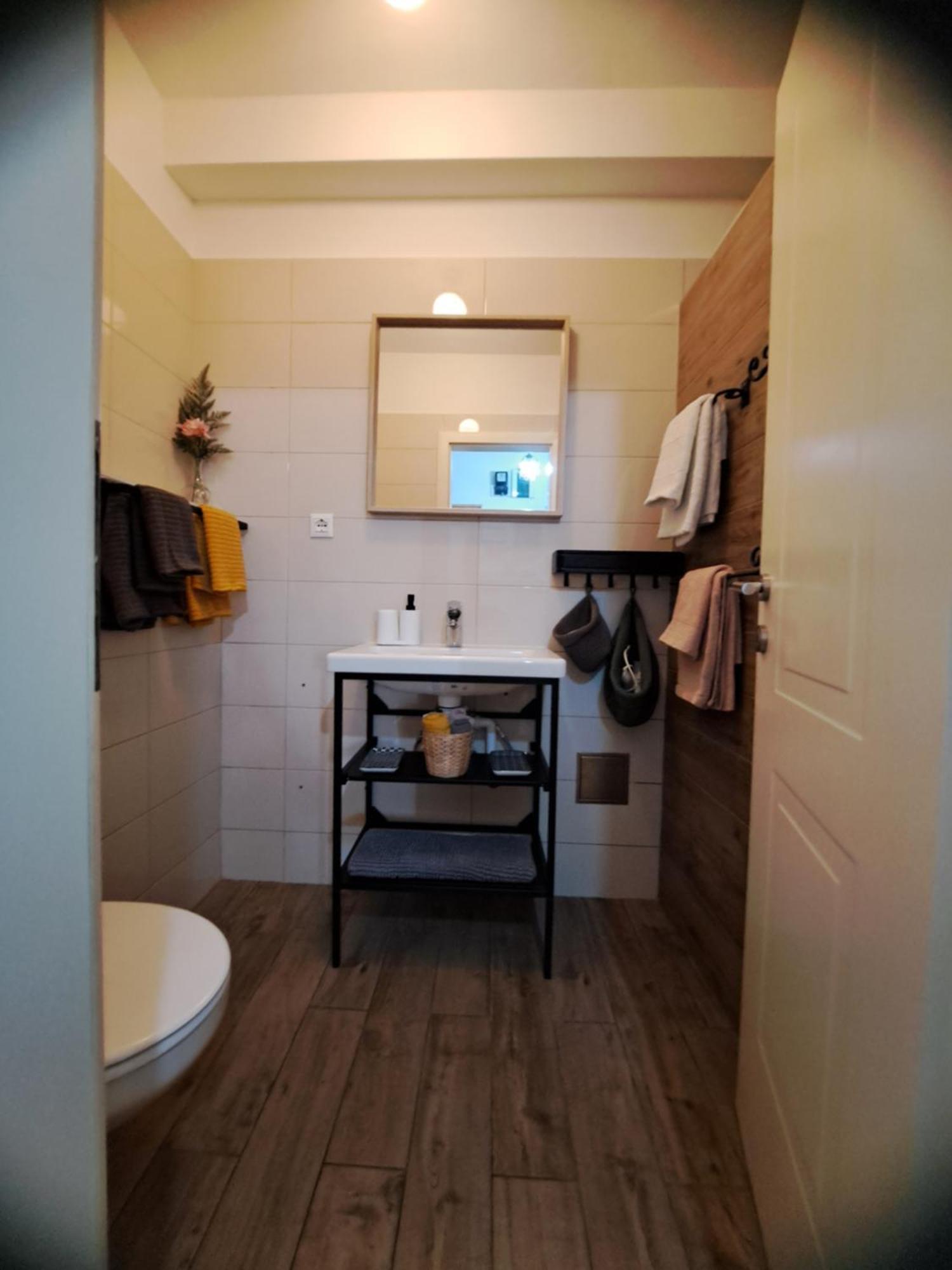 Belvia Apartment Rijeka Luaran gambar